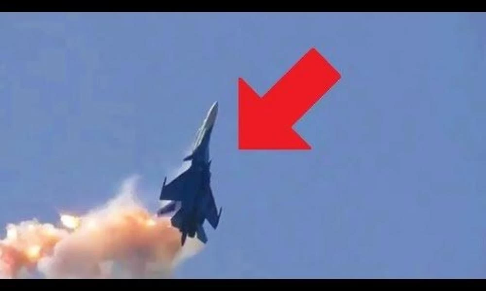 Είναι τρελοί αυτοί οι Ρώσοι πιλότοι! - Απίθανες πτήσεις - (ΒΙΝΤΕΟ)